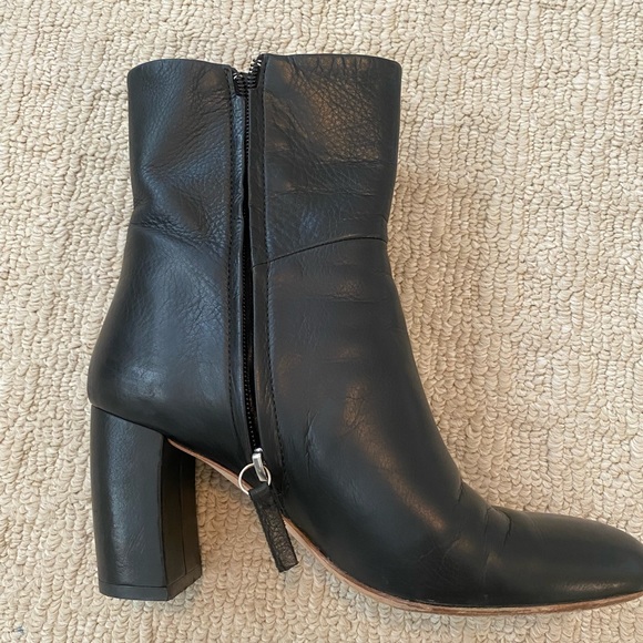 Black leather COS ankle boots - size 37 (7) - Picture 14 of 15